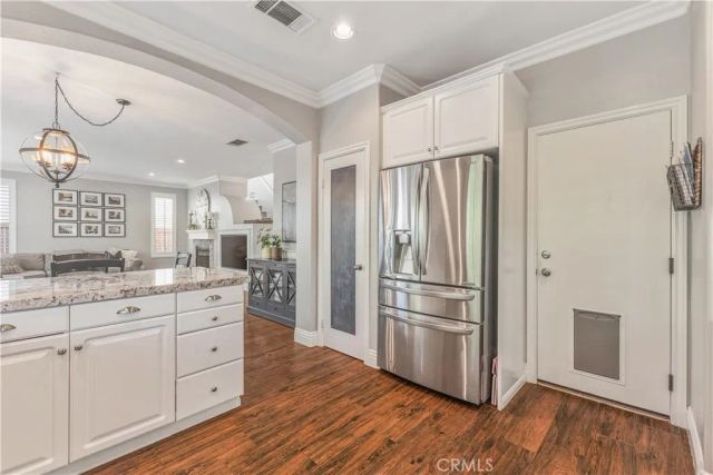 27224 Sterling Grove, Canyon Country, CA 91387