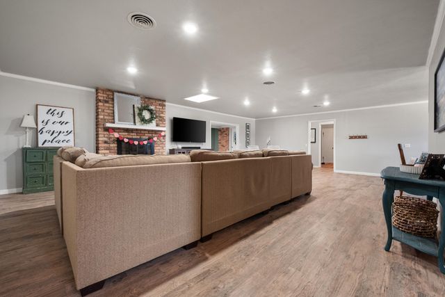 214 Smith Avenue, New Home, TX 79381