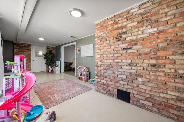 214 Smith Avenue, New Home, TX 79381