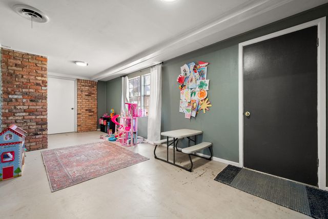 214 Smith Avenue, New Home, TX 79381