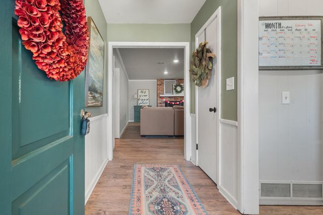 214 Smith Avenue, New Home, TX 79381