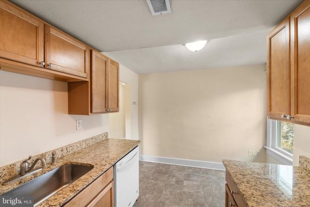 743 BERRYVILLE AVE, Winchester, VA 22601