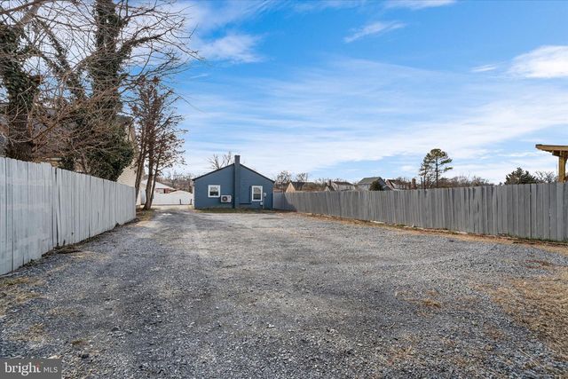 743 BERRYVILLE AVE, Winchester, VA 22601