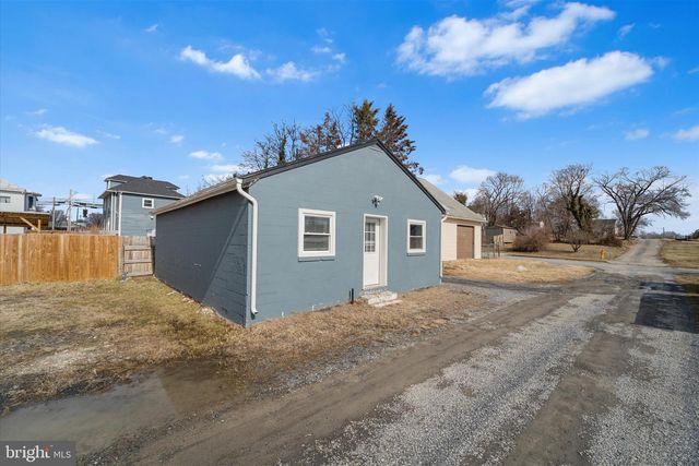 743 BERRYVILLE AVE, Winchester, VA 22601