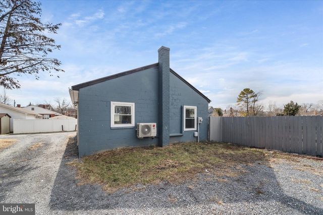 743 BERRYVILLE AVE, Winchester, VA 22601