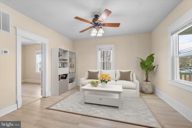 743 BERRYVILLE AVE, Winchester, VA 22601