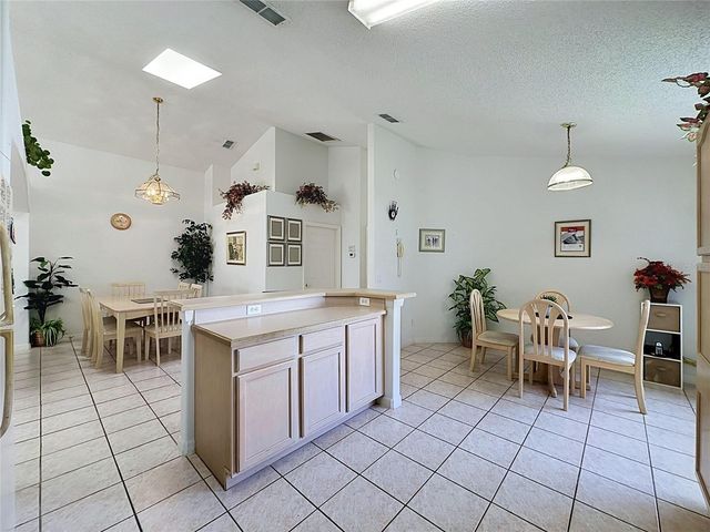 2647 ONEIDA LOOP, Kissimmee, FL 34747