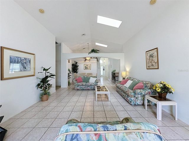 2647 ONEIDA LOOP, Kissimmee, FL 34747