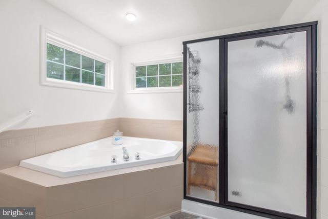68 COAKLEY LN, Fredericksburg, VA 22406