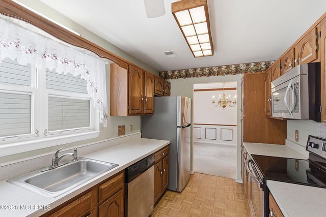 106 Atlantic Hills Boulevard, Manahawkin, NJ 08050