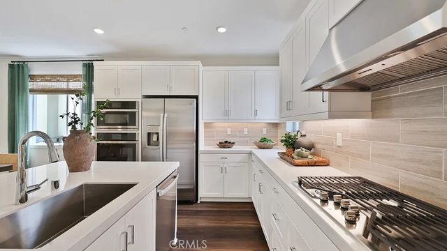 27461 N Limber Pine Place, Valencia, CA 91381