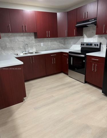 1332 NW 7th Pl, Fort Lauderdale, FL 33311