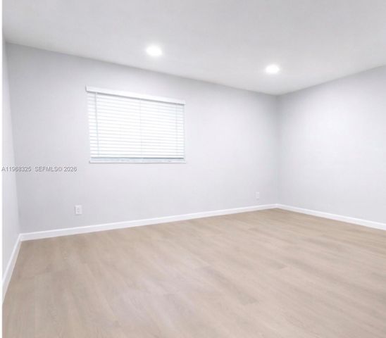 1332 NW 7th Pl, Fort Lauderdale, FL 33311