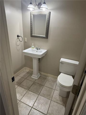 707 Deer Trail Street, Parsons, KS 67357