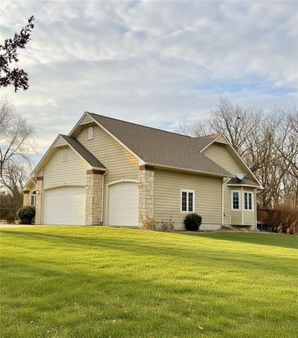707 Deer Trail Street, Parsons, KS 67357
