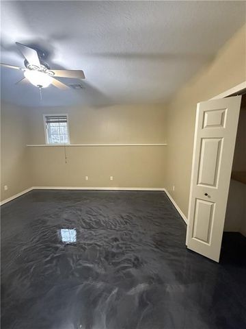 707 Deer Trail Street, Parsons, KS 67357