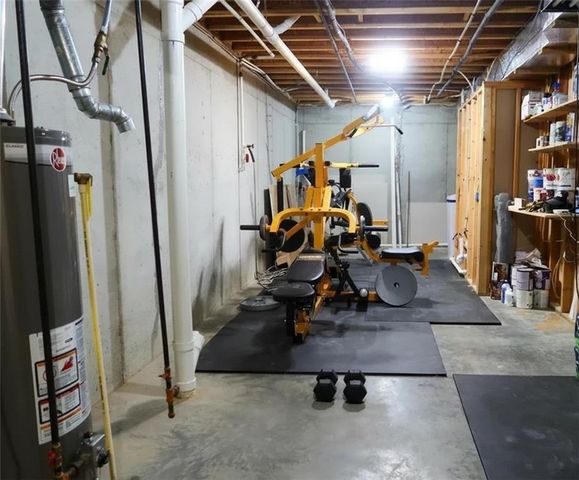 707 Deer Trail Street, Parsons, KS 67357