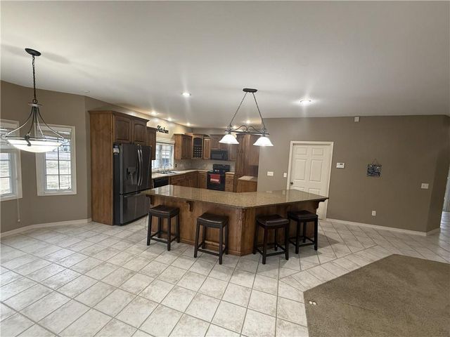 707 Deer Trail Street, Parsons, KS 67357