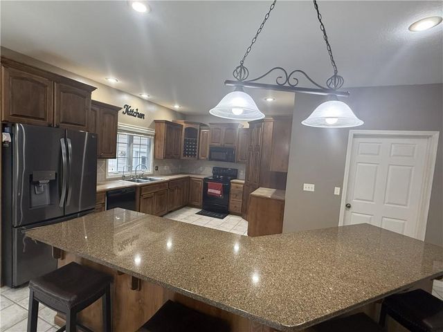 707 Deer Trail Street, Parsons, KS 67357