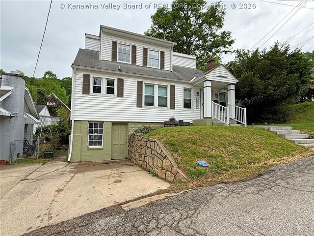 1005 Tinder Avenue, Charleston, WV 25302