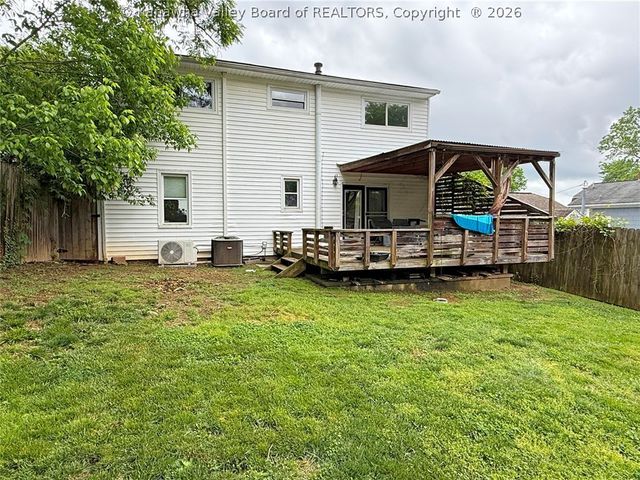 1005 Tinder Avenue, Charleston, WV 25302