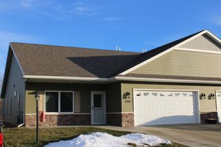 826 Prairie GARDENS #unit 25, Kewaskum, WI 53040