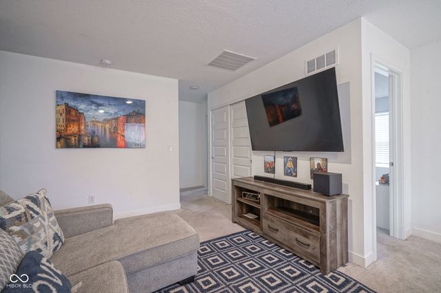 8545 Strabet Drive, Pendleton, IN 46064