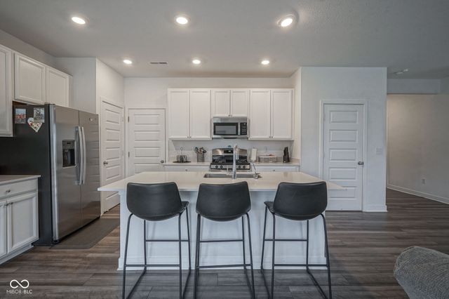 8545 Strabet Drive, Pendleton, IN 46064