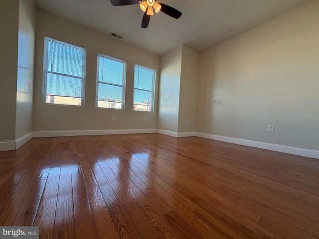 5746 N WOODSTOCK ST, Philadelphia, PA 19138