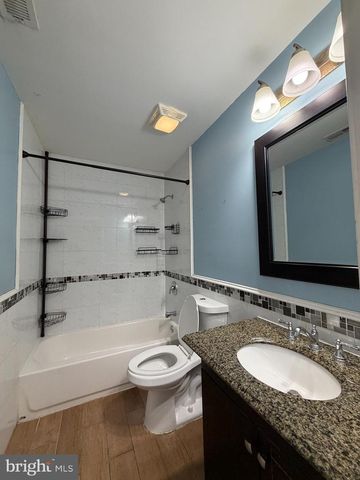 5746 N WOODSTOCK ST, Philadelphia, PA 19138