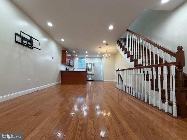 5746 N WOODSTOCK ST, Philadelphia, PA 19138