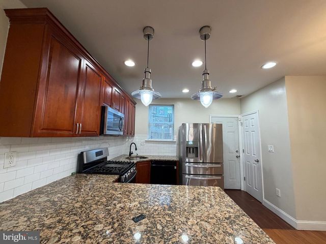 5746 N WOODSTOCK ST, Philadelphia, PA 19138