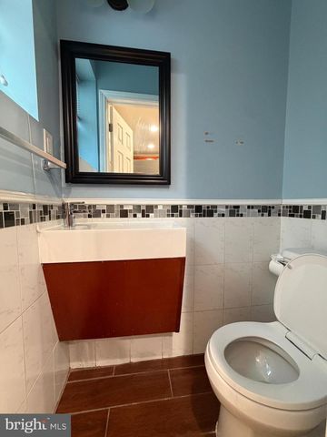 5746 N WOODSTOCK ST, Philadelphia, PA 19138