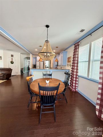 16523 Landen Forest Lane, Davidson, NC 28036