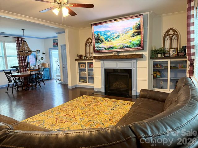 16523 Landen Forest Lane, Davidson, NC 28036