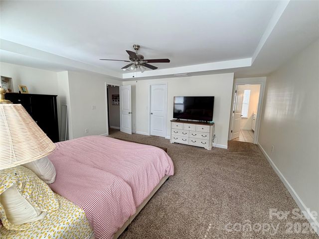 16523 Landen Forest Lane, Davidson, NC 28036