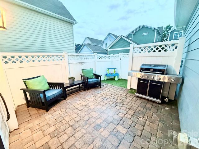 16523 Landen Forest Lane, Davidson, NC 28036