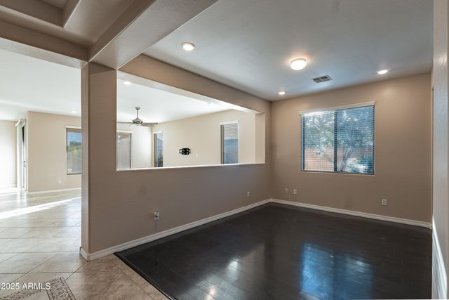 453 W LANTANA Place, Chandler, AZ 85248