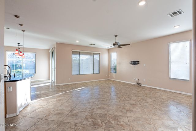 453 W LANTANA Place, Chandler, AZ 85248