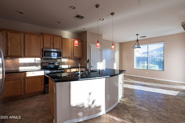 453 W LANTANA Place, Chandler, AZ 85248