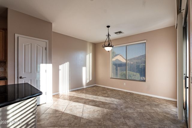 453 W LANTANA Place, Chandler, AZ 85248