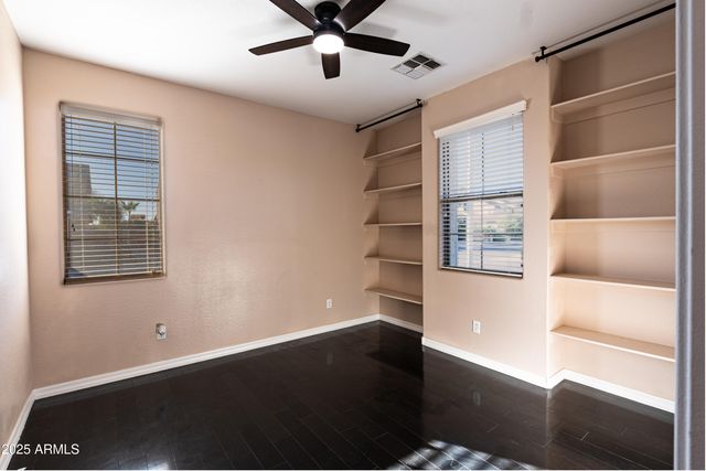 453 W LANTANA Place, Chandler, AZ 85248