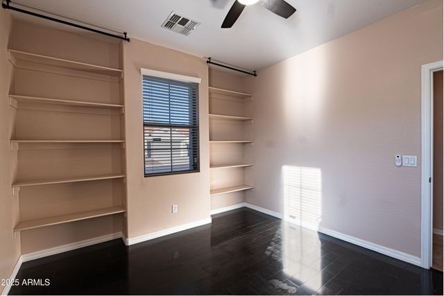 453 W LANTANA Place, Chandler, AZ 85248