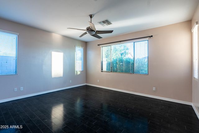 453 W LANTANA Place, Chandler, AZ 85248