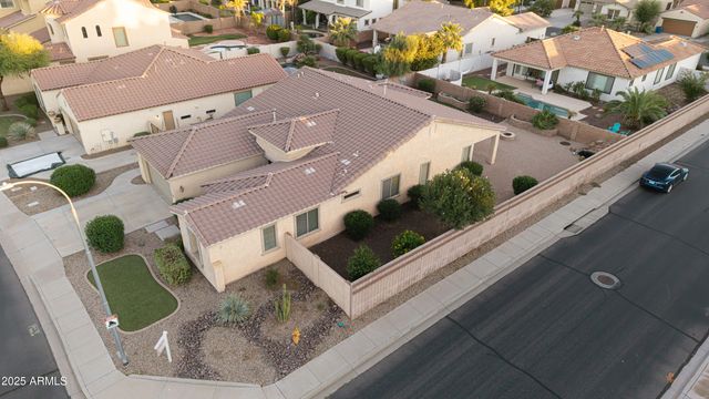 453 W LANTANA Place, Chandler, AZ 85248