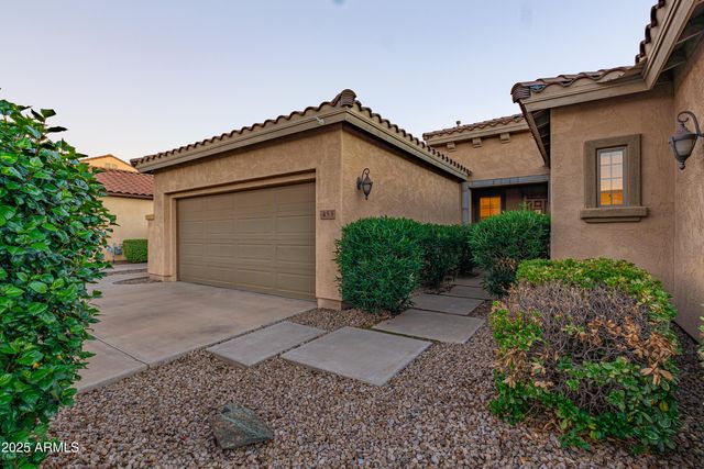 453 W LANTANA Place, Chandler, AZ 85248