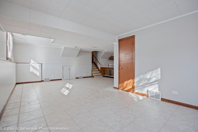 1028 Douglas Avenue, Naperville, IL 60540