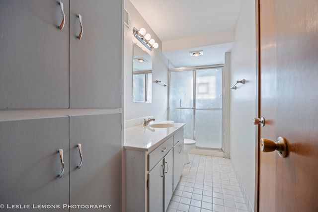 1028 Douglas Avenue, Naperville, IL 60540