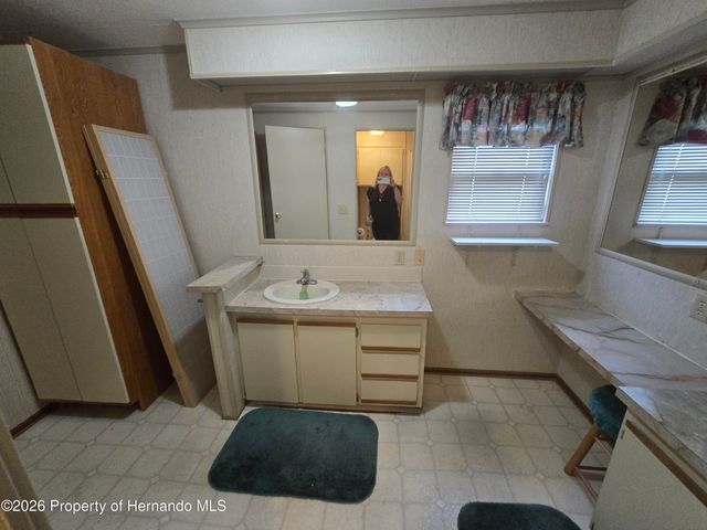 14372 Sandhurst Street, Brooksville, FL 34613
