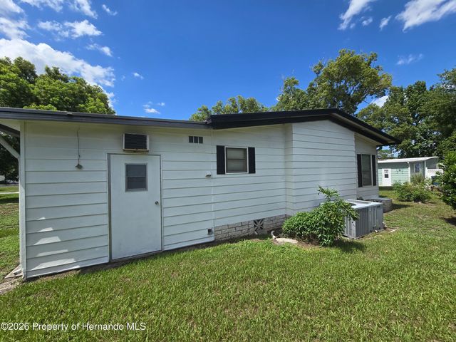 14372 Sandhurst Street, Brooksville, FL 34613